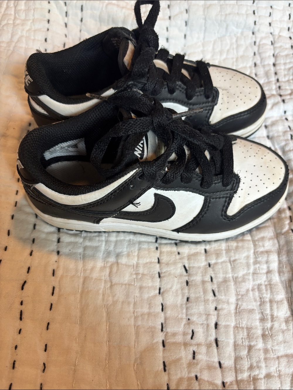 Kids Nike Dunks - Picture 2 of 2